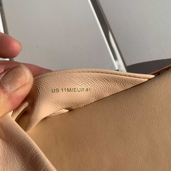 New VINCE vanilla cream soft leather slip on shoes size 11M - Picture 10 of 10